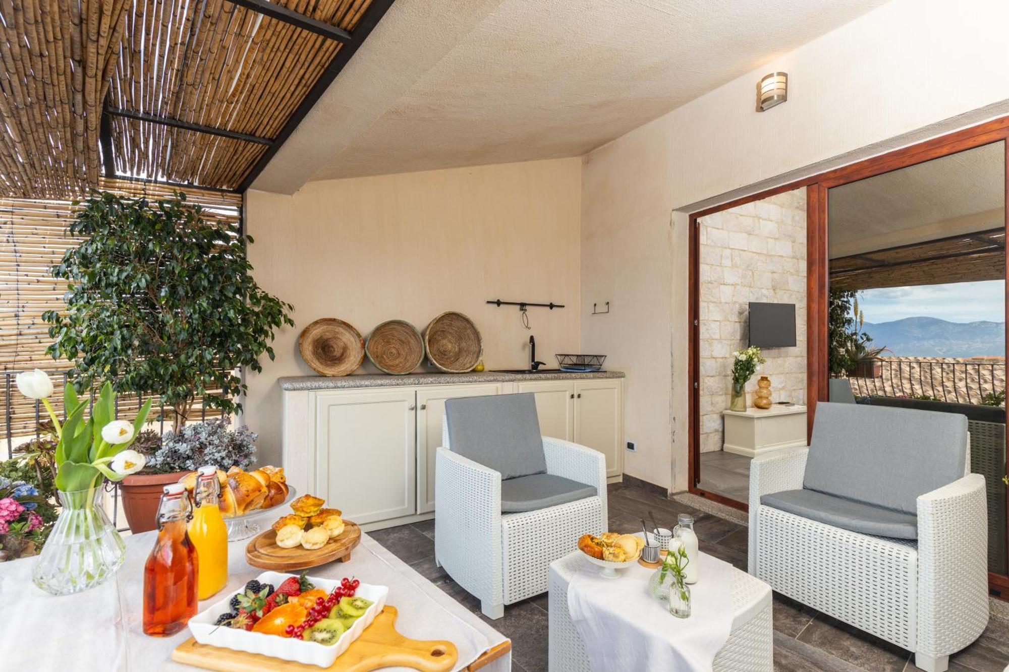 Loft Rooms I Cinque Mori Baunei Kültér fotó